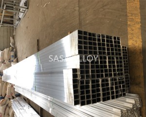 Tubo cuadrado de aluminio