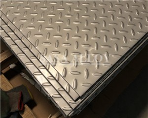 Alloy 660 Chequered Plate